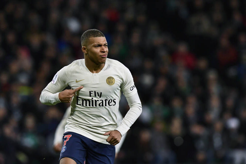 内娱，已经没人能阻止她“发疯”了